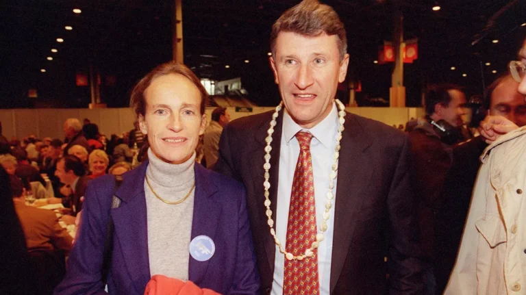 Dominique du Buor de Villeneuve : Biographie, Famille et Vie Discrète